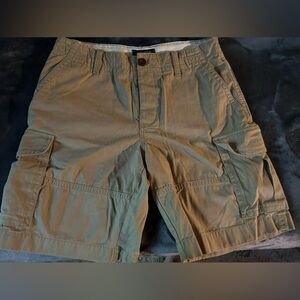 Tommy Hilfiger cargo shorts, size 34 mens